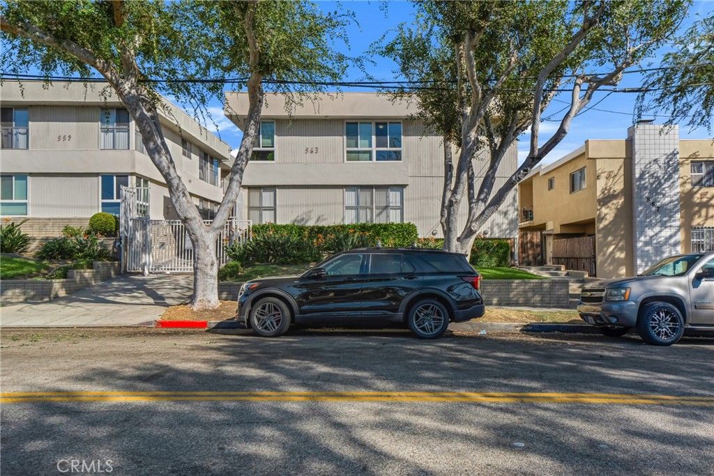563 E Hazel 2, Inglewood, CA 90302 — photo 2