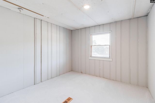 1130 Floyd Dr, Sumter, SC 29154