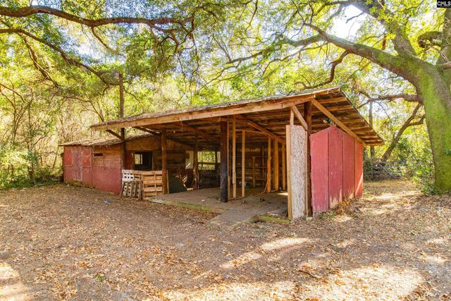 1130 Floyd Dr, Sumter, SC 29154