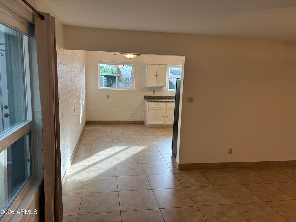 4111 E CAMELBACK Road 17, Phoenix, AZ 85018 — photo 5
