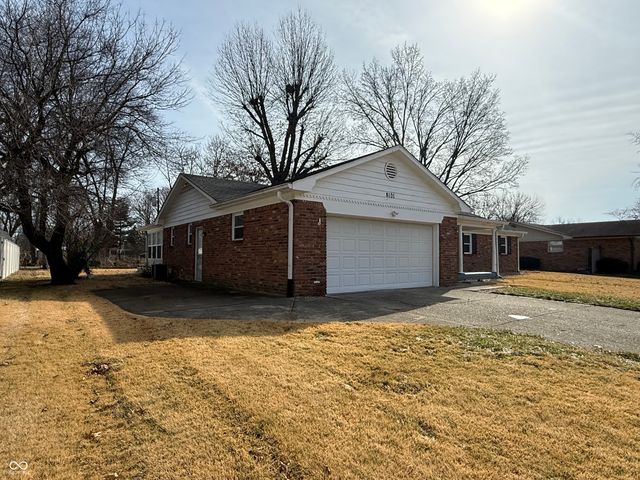 8101 Hi Vu Drive, Indianapolis, IN 46227