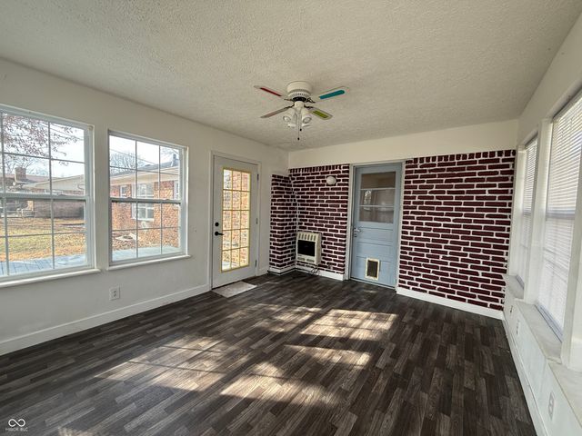 8101 Hi Vu Drive, Indianapolis, IN 46227