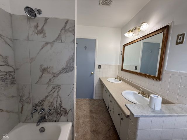 8101 Hi Vu Drive, Indianapolis, IN 46227