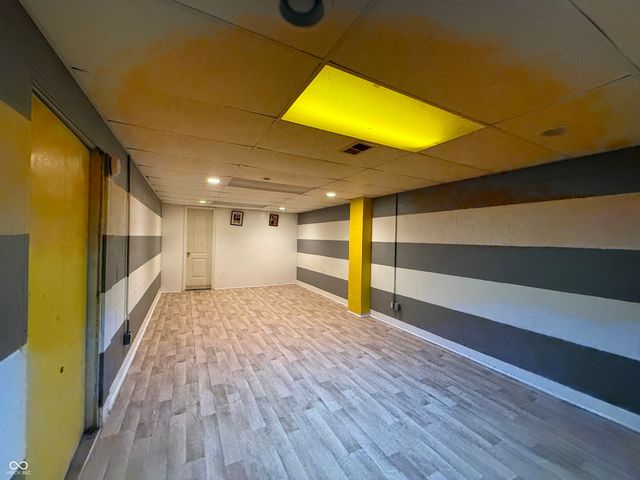 8101 Hi Vu Drive, Indianapolis, IN 46227