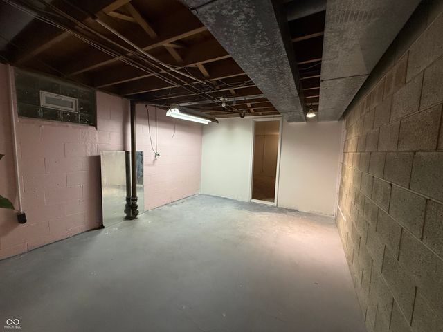 8101 Hi Vu Drive, Indianapolis, IN 46227