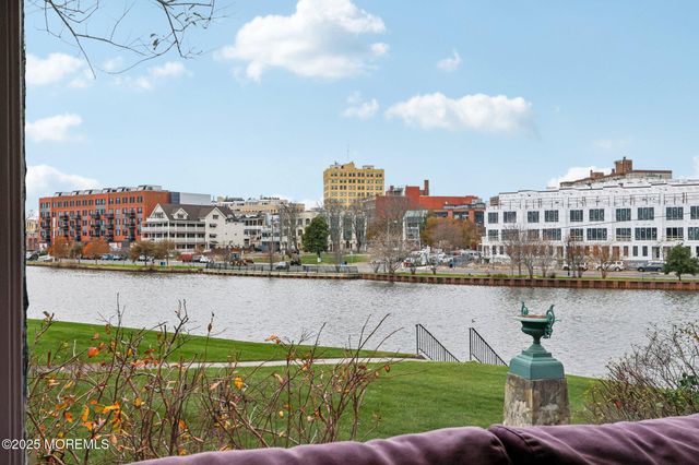 60 Lake Avenue, Ocean Grove, NJ 07756