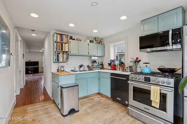 60 Lake Avenue, Ocean Grove, NJ 07756