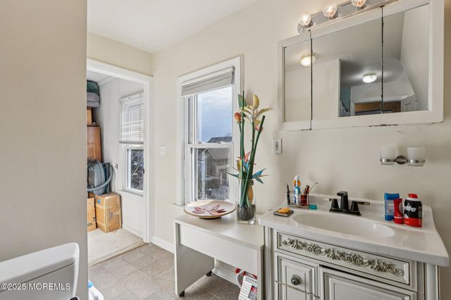 60 Lake Avenue, Ocean Grove, NJ 07756