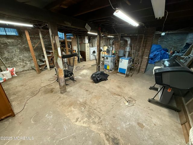 60 Lake Avenue, Ocean Grove, NJ 07756