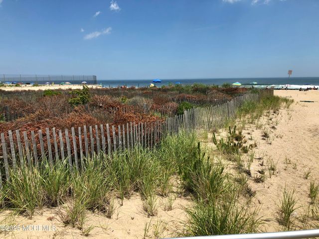 60 Lake Avenue, Ocean Grove, NJ 07756