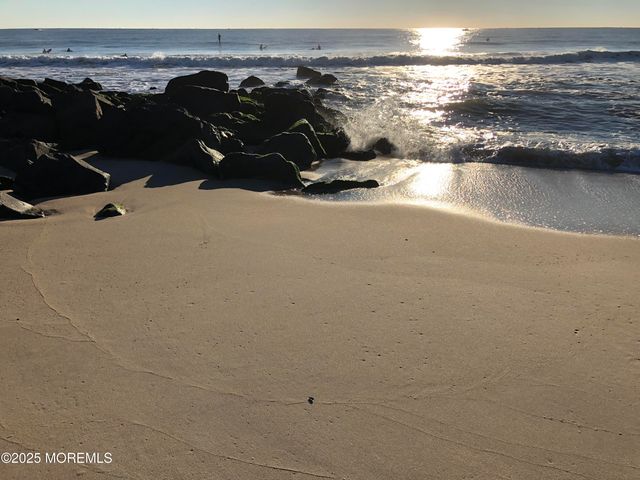 60 Lake Avenue, Ocean Grove, NJ 07756