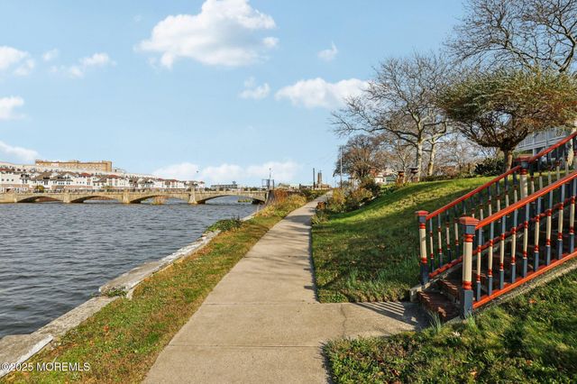 60 Lake Avenue, Ocean Grove, NJ 07756