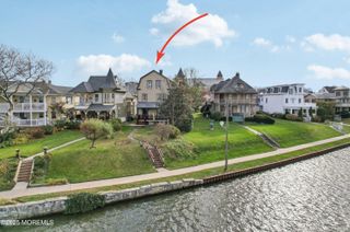 60 Lake Avenue, Ocean Grove, NJ 07756