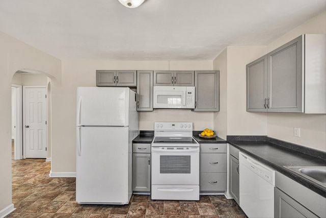 2705 Forest Hill AVE, Roanoke, VA 24012