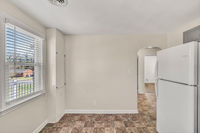 2705 Forest Hill AVE, Roanoke, VA 24012