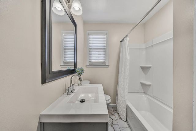 2705 Forest Hill AVE, Roanoke, VA 24012