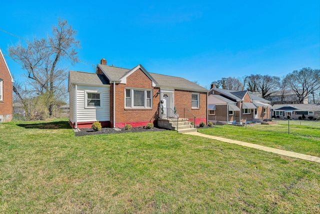 2705 Forest Hill AVE, Roanoke, VA 24012