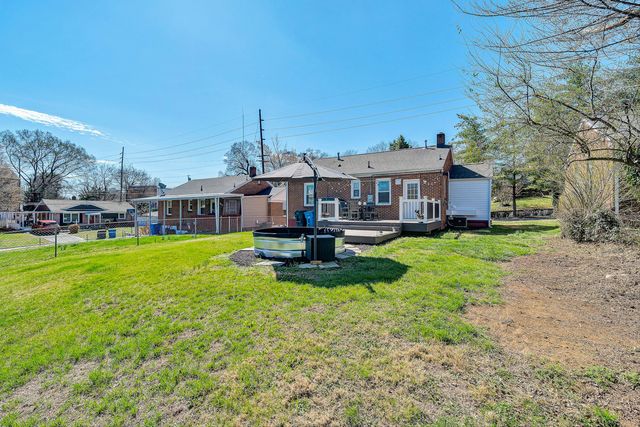 2705 Forest Hill AVE, Roanoke, VA 24012