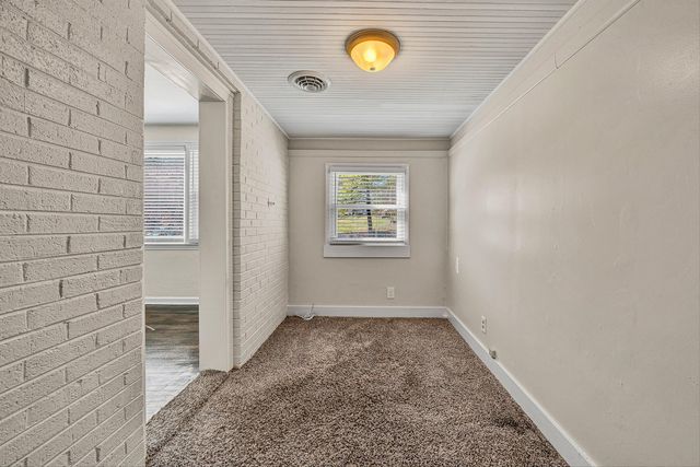 2705 Forest Hill AVE, Roanoke, VA 24012