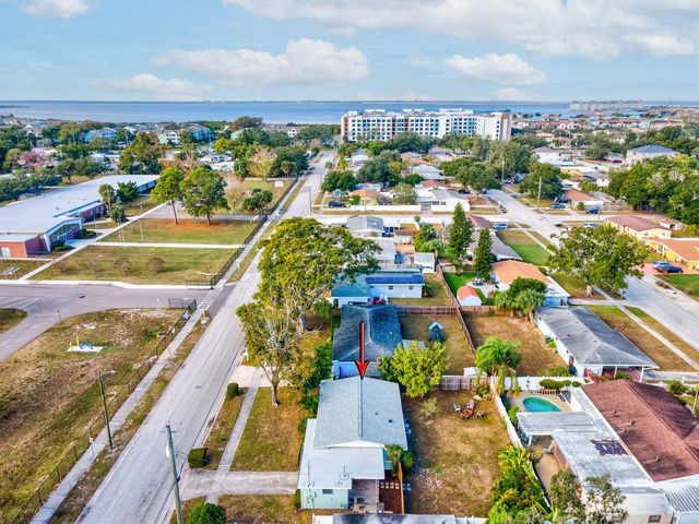 4707 W MONTGOMERY AVENUE, Tampa, FL 33616