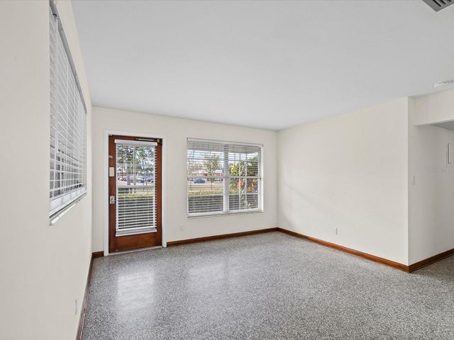 4707 W MONTGOMERY AVENUE, Tampa, FL 33616