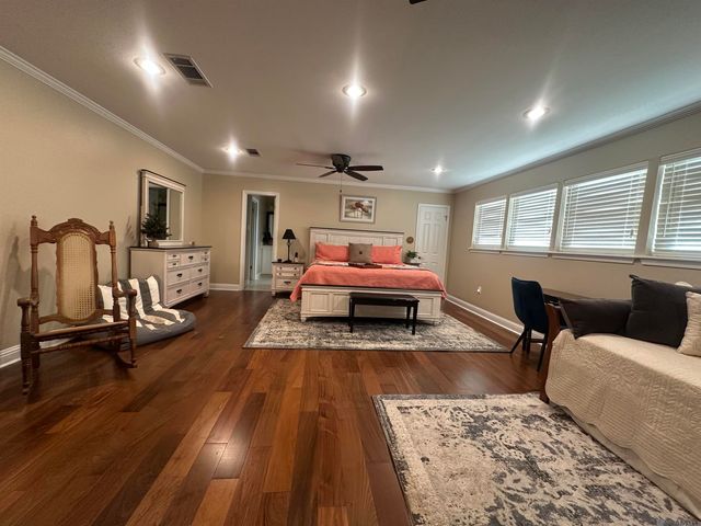 12312 Lake Labelle Cir, Baton Rouge, LA 70816