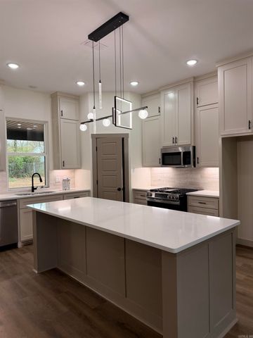 1433 JUSTICE Street, Jacksonville, AR 72076