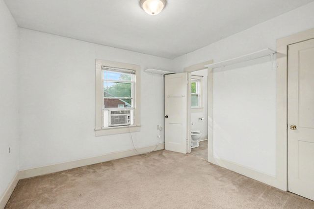 302 E CHATHAM ST, Fredericksburg, VA 22405