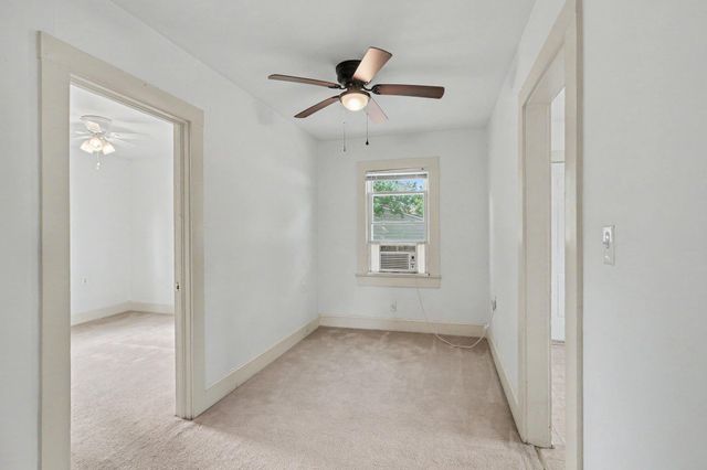 302 E CHATHAM ST, Fredericksburg, VA 22405