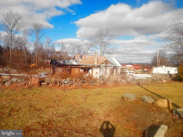 2465 EMMITSBURG ROAD, Gettysburg, PA 17325