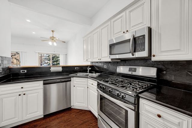 1017 Arbor Court, Mount Prospect, IL 60056