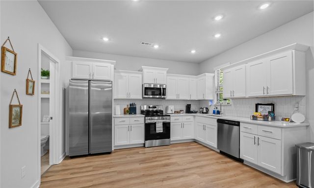 43 Saint Austell Drive, Bella Vista, AR 72714