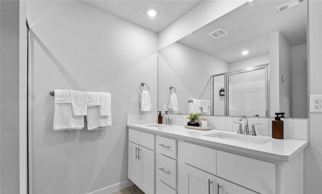 43 Saint Austell Drive, Bella Vista, AR 72714