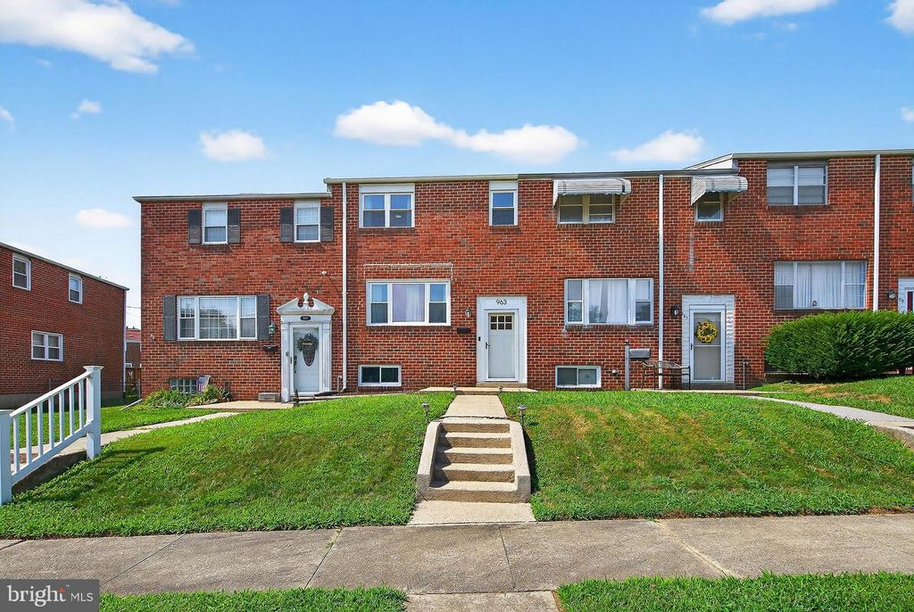 963 REGINA DR, Halethorpe, MD 21227