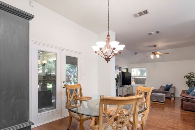 9925 Crawford Farms Drive, Fort Worth, TX 76244