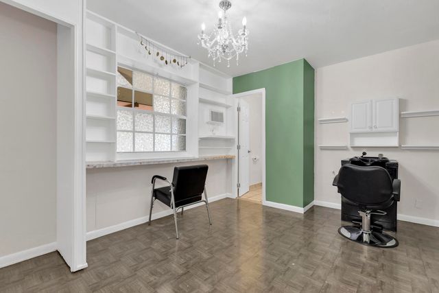 261 NE 42nd Street, Deerfield Beach, FL 33064