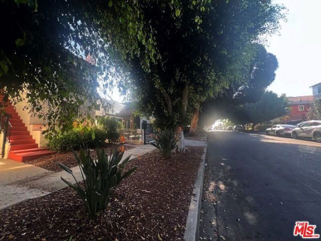 1306 S Mansfield Avenue, Los Angeles, CA 90019