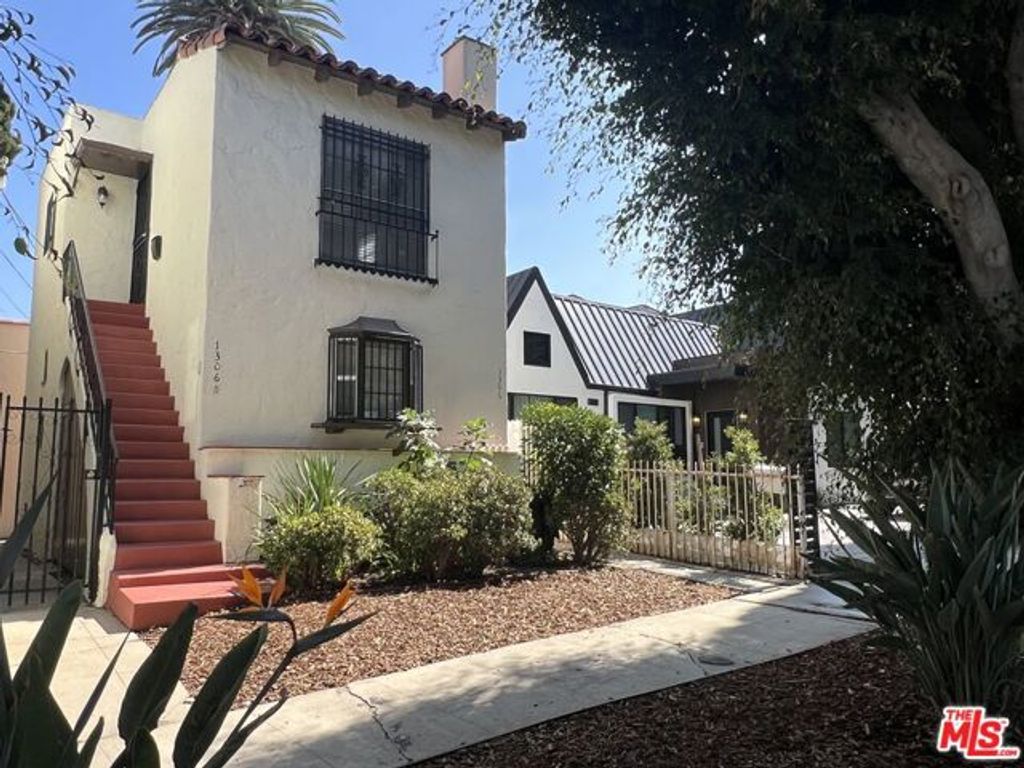 1306 S Mansfield Avenue, Los Angeles, CA 90019