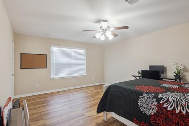 1911 Thunder Ridge Way, Pearland, TX 77089