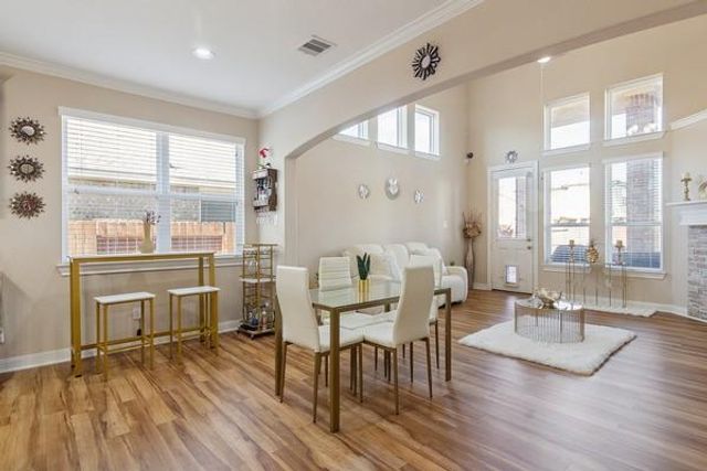 1911 Thunder Ridge Way, Pearland, TX 77089