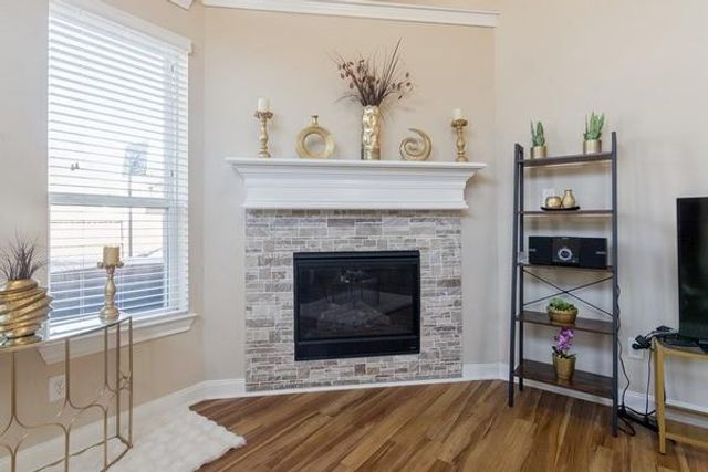 1911 Thunder Ridge Way, Pearland, TX 77089