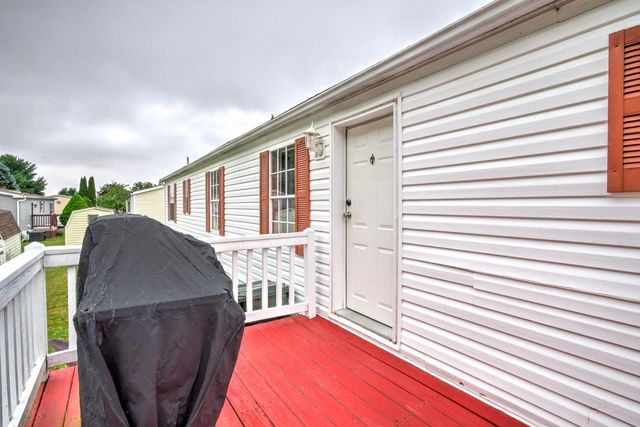 206 SADDLEFORD CT N, Lancaster, PA 17603