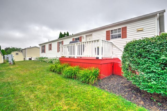 206 SADDLEFORD CT N, Lancaster, PA 17603