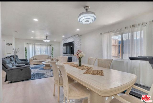 7701 Baird Avenue, Reseda, CA 91335