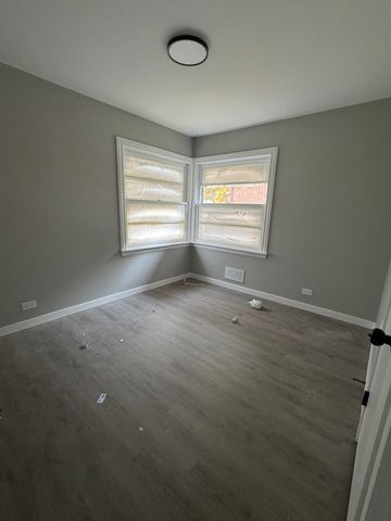 9800 S 51st Avenue, Oak Lawn, IL 60453