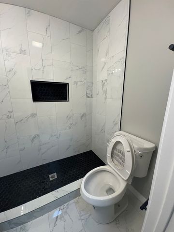 9800 S 51st Avenue, Oak Lawn, IL 60453