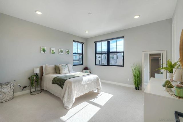 6469 Fischer Way, San Diego, CA 92130