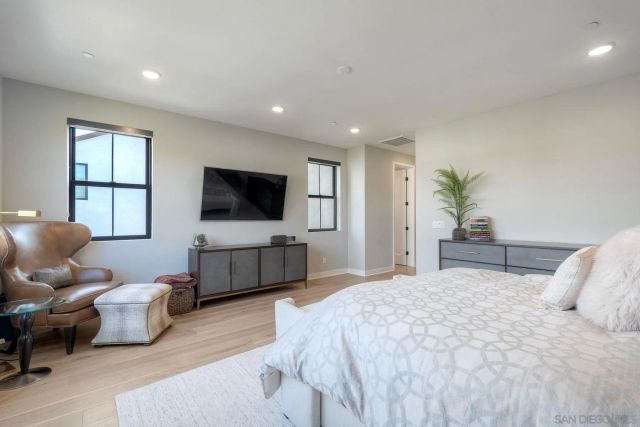 6469 Fischer Way, San Diego, CA 92130
