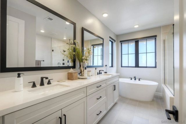 6469 Fischer Way, San Diego, CA 92130