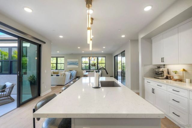 6469 Fischer Way, San Diego, CA 92130
